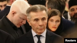 ბიძინა ივანიშვილი სამების ტაძარში 