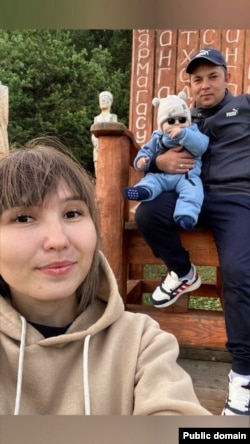 Ринат Алиев с женой и старшим сыном