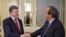 Президент Украины Петр Порошенко и президент УЕФА Мишель Платини