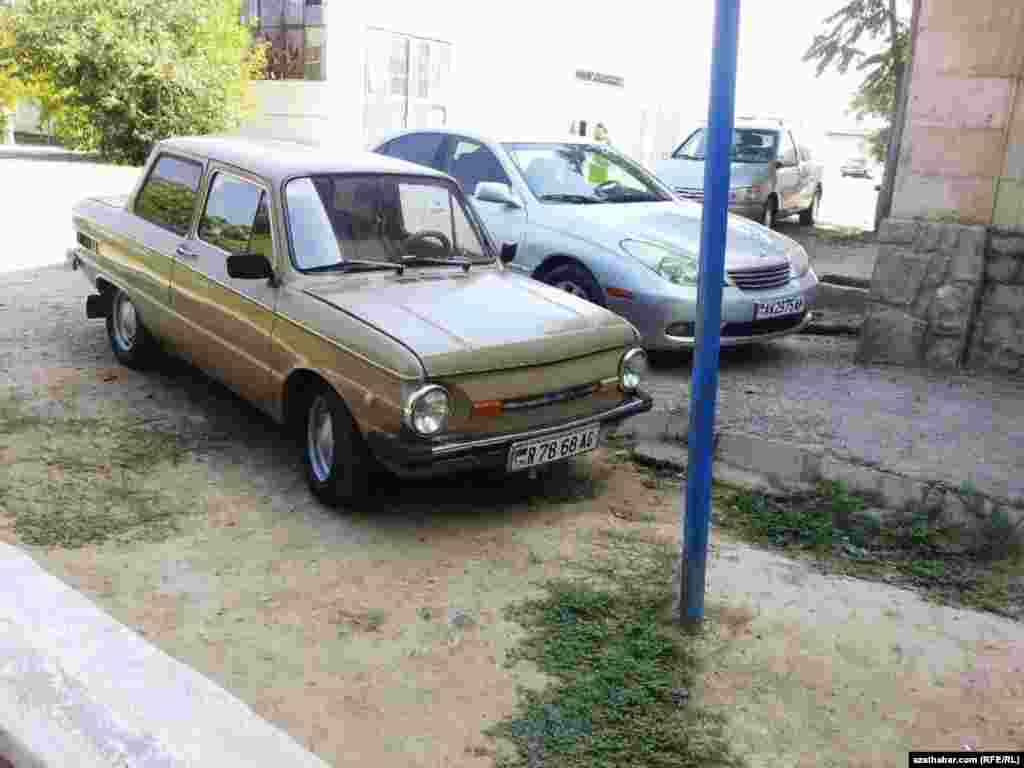 Sowet döwrüne degişli zaporožýe ulagy