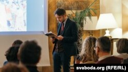 Прэзэнтацыя кнігі пісьменьніка Віктара Марціновіча «Беларусь у аўтаэтнаграфічных наратывах. Мастацтва міласэрнасьці супраць забыцьця»