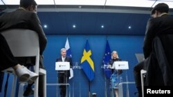 Ֆինլանդիայի նախագահ Սաուլի Նիինիստոն և Շվեդիայի վարչապետ Մագդալենա Անդերսոնը, Ստոկհոլմ, 17 մայիսի, 2022թ.