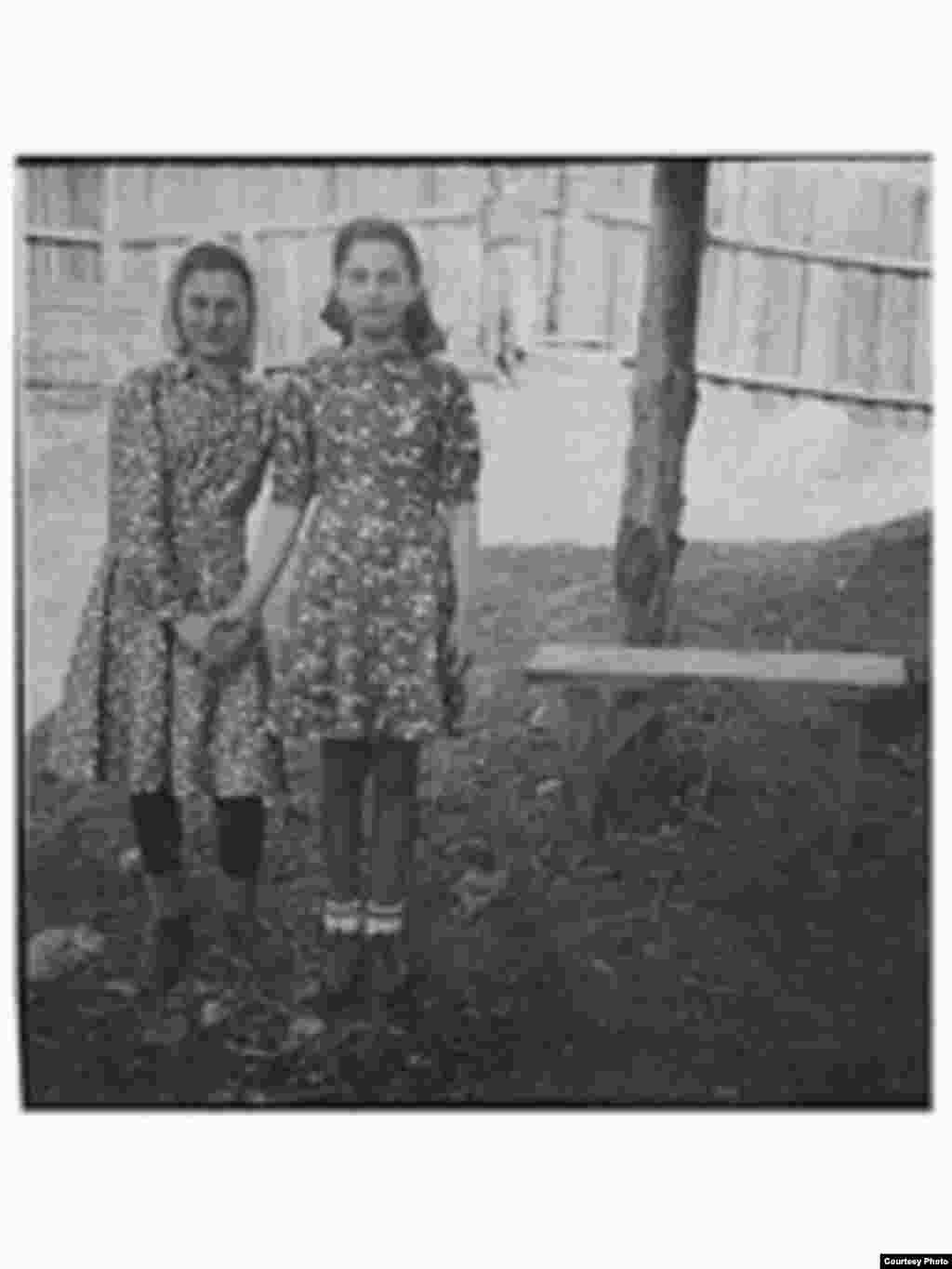 Lidia Kobilas şi Teodosia Cozmin, Blagovesensk, regiunea Amur 