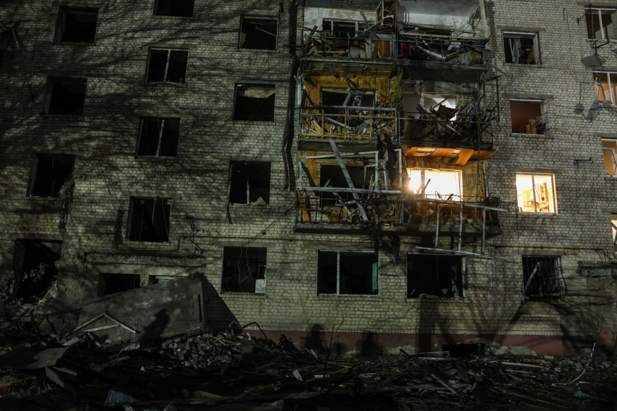 Вибуховою хвилею в будинку вибило шибки та знищило балкони. Бориспіль, Київська область, 1 вересня 2026 року