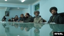 A provincial shura, or meeting of elders, in Wardak (photo by Ahto Lobjakas)