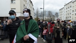 Члены чеченской диаспоры на митинге. Франция. 2021 год