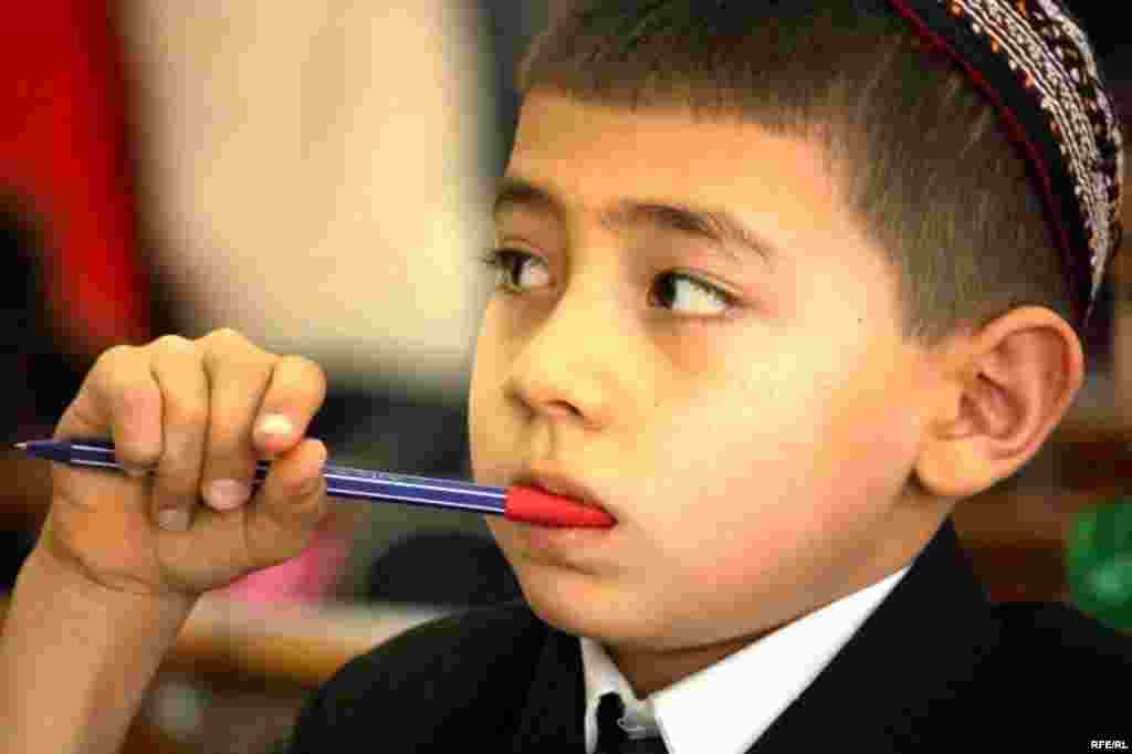 Төркмәнстанда урыс мәктәбе #9