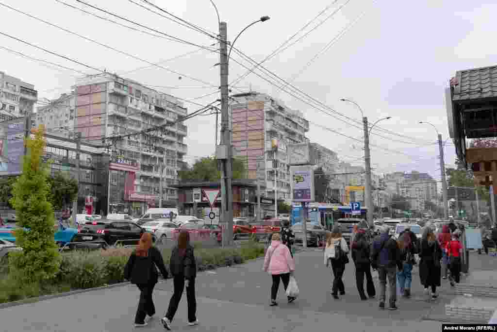 Bulevardul Moscovei fotografiat în anii 60 versus octombrie 2026.