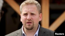 Архива: Самопрогласениот претседател на Либерланд Вит Једличка.  