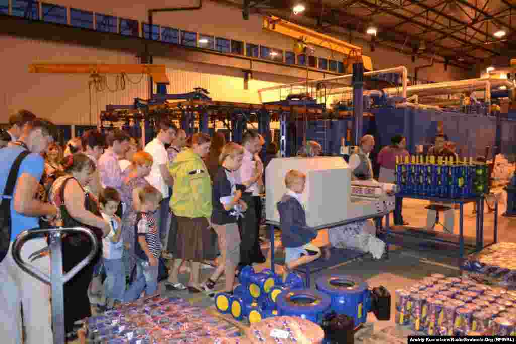 На екскурсії на Луганському заводі трубопровідної арматури