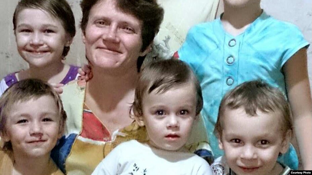 Світлана Давидова з дітьми