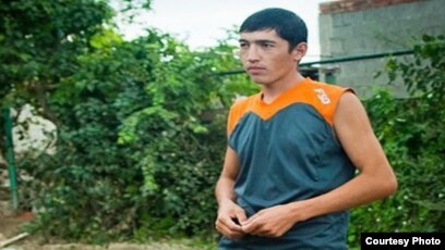 Qirolicha va Tarzan pornosining dahshatli videosida Tokio You Want Seks qoshiq matni