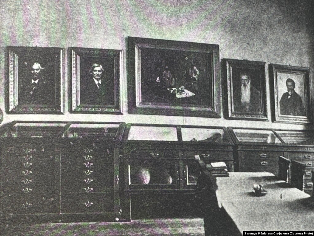 Зал засідань НТШ