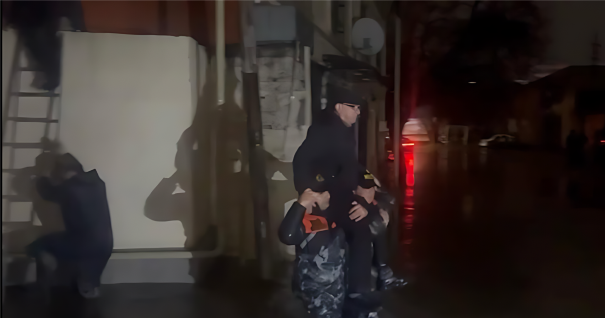 Yağışdan sonra yenə Bakıda, Abşeronda küçələri, evləri su basdı...