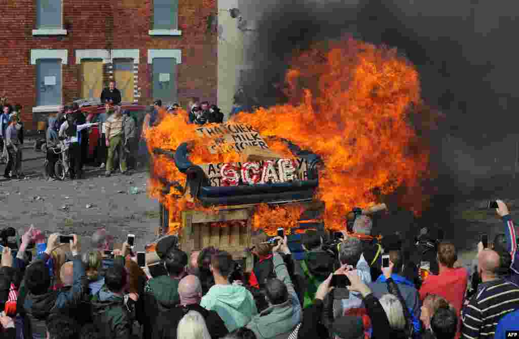 Proteste anti-Thatcher &icirc;n ziua funeraliilor fostului premier britanic, 17 aprilie 2013