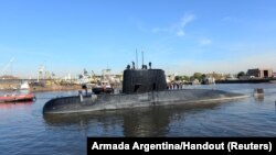 San Juan suv osti kemasi (suratda) bortida 44 odam bo‘lgan.