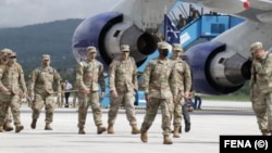 Dolazak američkih vojnika na vojnu vježbu pripadnika Oružanih snaga Bosne i Hercegovine i Oružanih snaga Sjedinjenih Američkih Država „Brzi odgovor 21/Immediate Response 21“, 15. maja 2021, na Međunarodni aerodrom u Sarajevu.