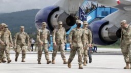 Dolazak američkih vojnika na vojnu vježbu pripadnika Oružanih snaga Bosne i Hercegovine i Oružanih snaga Sjedinjenih Američkih Država „Brzi odgovor 21/Immediate Response 21“, 15. maja 2021, na Međunarodni aerodrom u Sarajevu.