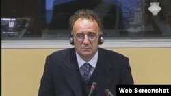 Božidar Tomić svjedoči na suđenju Radovanu Karadžiću, 13. studeni 2012.