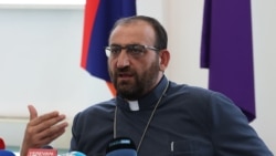 Արշակ սրբազանն իրեն վերագրվող ինտիմ տեսանյութի գործով ցուցմունք է տվել