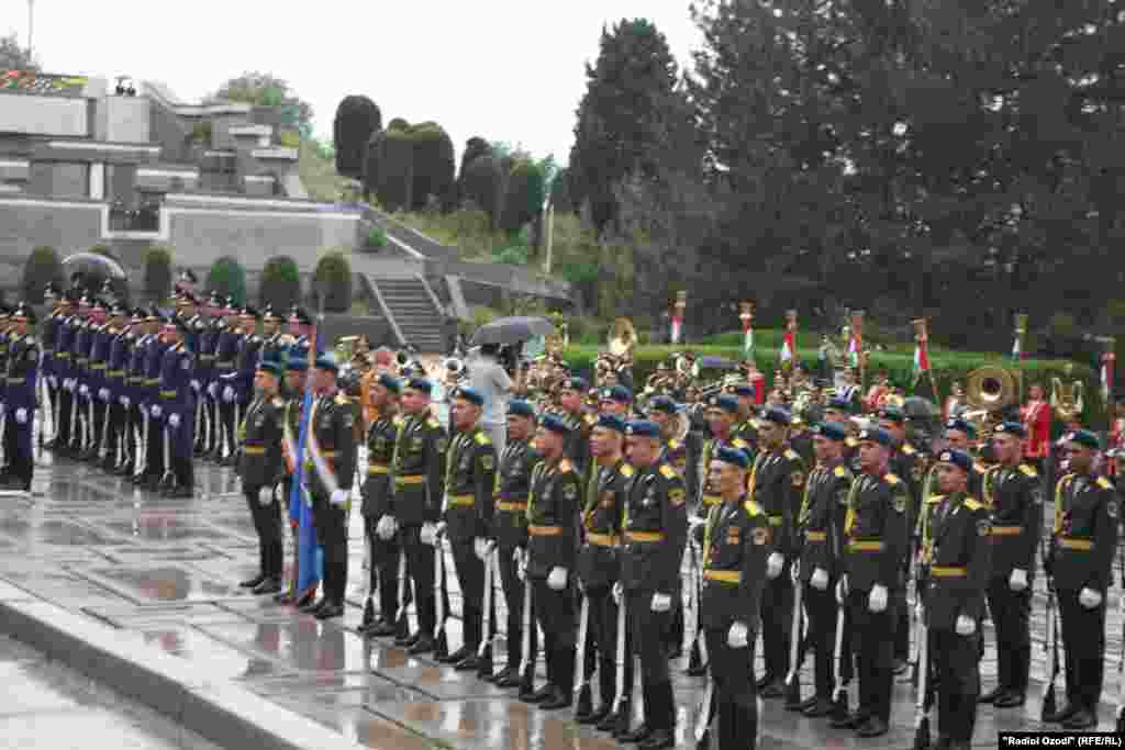 Празднование Дня Победы в г.Душанбе. Таджикистан. 9 мая 2011 г.