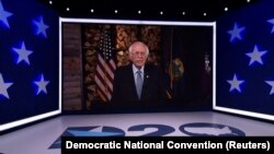 Deschiderea Convenției Naționale Democrate, organizată online din cauza pandemiei de coronavirus: senatorul Bernie Sanders ține unul din primele discursuri, baza Convenției este la Milwaukee, satul Wisconsin, 17 august 2020.
