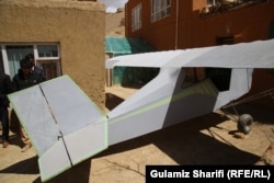 داوود حسینی آرزو دارد که نخستین شرکت طیاره‌سازی را در افغانستان ایجاد کند