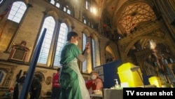 Catedrala din Salisbury a fost transformată în centru temporar de vaccinare anti Covid-19, Marea Britanie, 17 ianuarie 2021