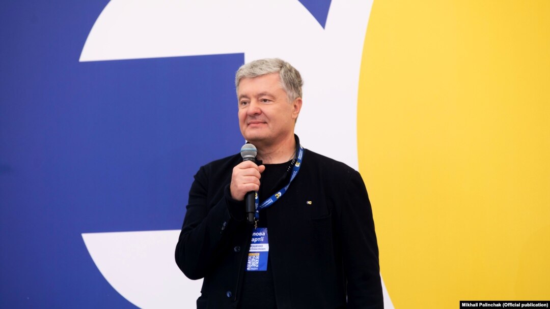 У «Європейській солідарності» заявляють про кампанію «інформаційного кілерства» проти лідера партії, п’ятого президента України Петра Порошенка і його команди