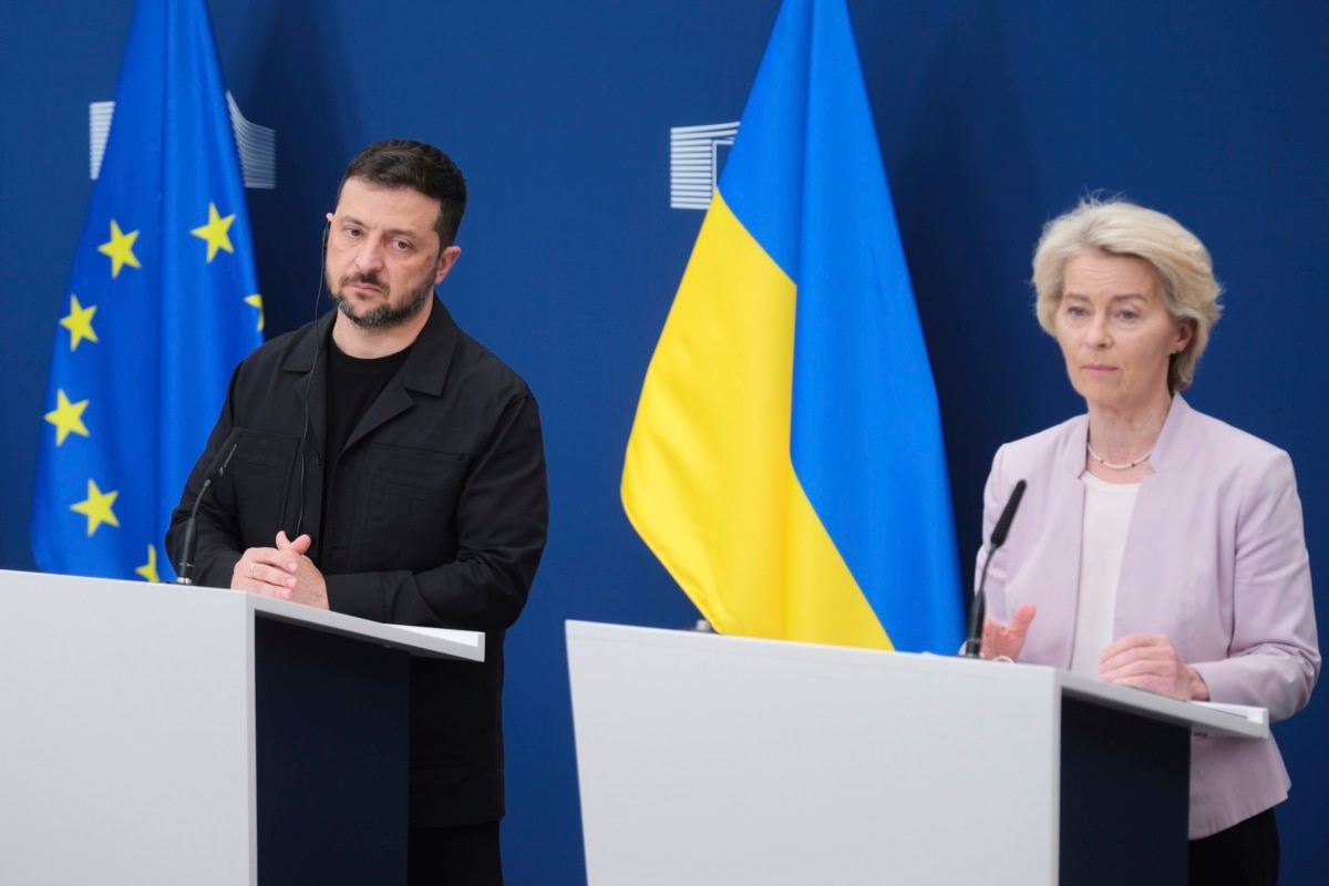 Фон дер Ляєн повідомила про розмову з Трампом щодо масованого російського удару по Україні