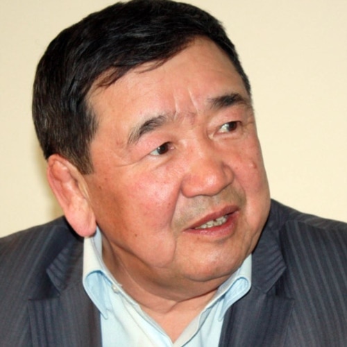 Жақсылық Үшкемпіров