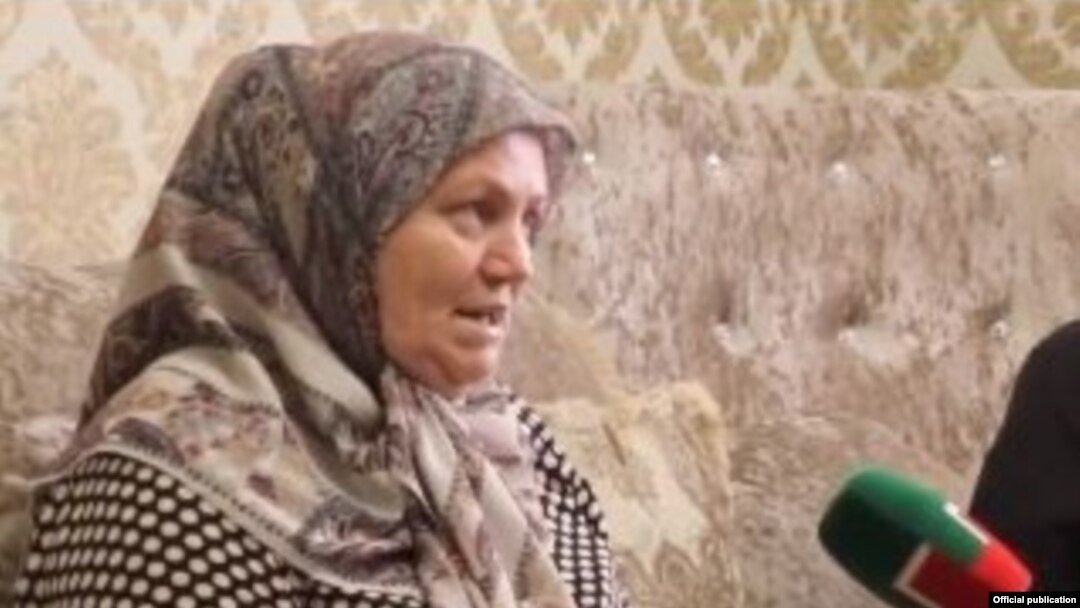 Умаева Мадинин нана Давлетмирзаева Хутмат