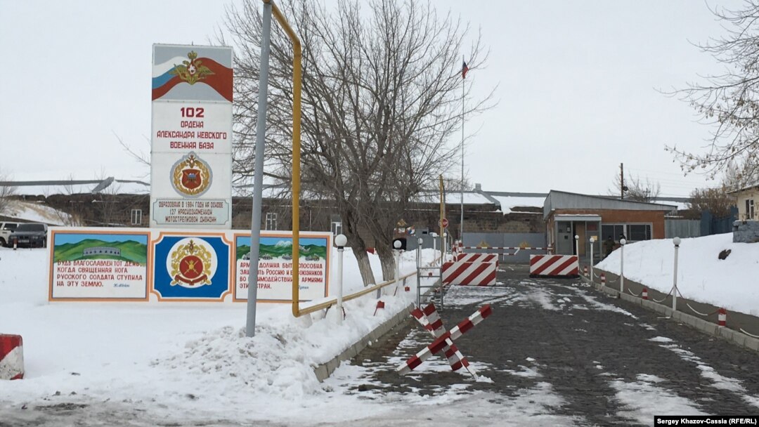 The deserter was transferred to a Russian military base in the northwestern Armenian town of Gyumri, where several thousand Russian troops are stationed.