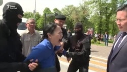 Как задерживали протестовавших в Алматы