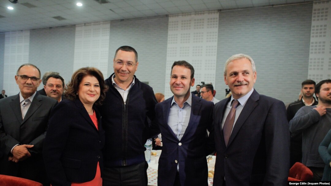 Robert Negoiță a ocupat funcții importante de conducere în PSD până s-a certat cu Liviu Dragnea. În imagine: Rovana Plumb, europarlamentar, Victor Ponta - fost președinte PSD, Robert Negoiță, primarul Sectorului 3, Liviu Dragnea, fost președinte PSD. 