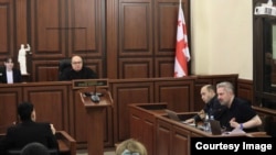 Նիկա Գվարամիան դատարանում, արխիվ
