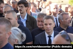 Narodni poslanik Miloš Jovanović, lider stranke Novi DSS, na sahrani Ratka Mladića, septembar 2026.