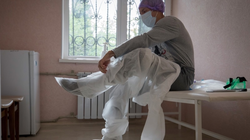 Крым: в госпиталях с COVID-19 работают почти 400 студентов-медиков – власти