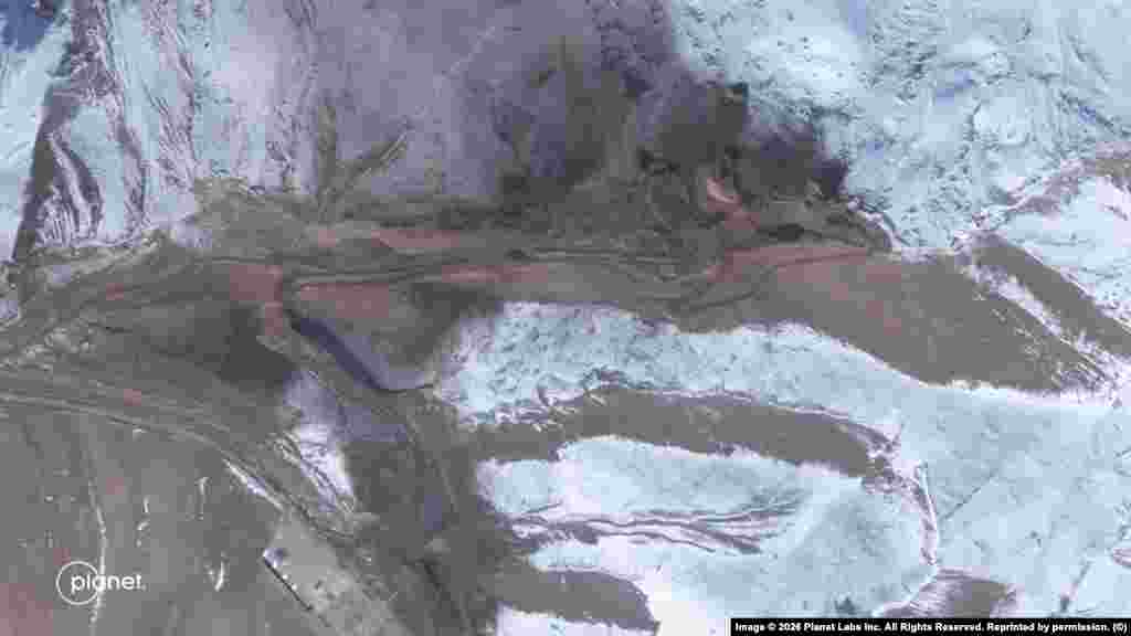 The image on the left of the Tabriz missile base in northwestern Iran was taken on February 23. The image on the right was taken six days later on March 1 after the base was attacked.