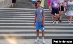 Школьник Арсений Турбин, политзаключенный