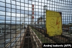 Zaštitne ograde oko kompleksa termoelektrana "Nikola Tesla" u Obrenovcu, oktobar 2023.