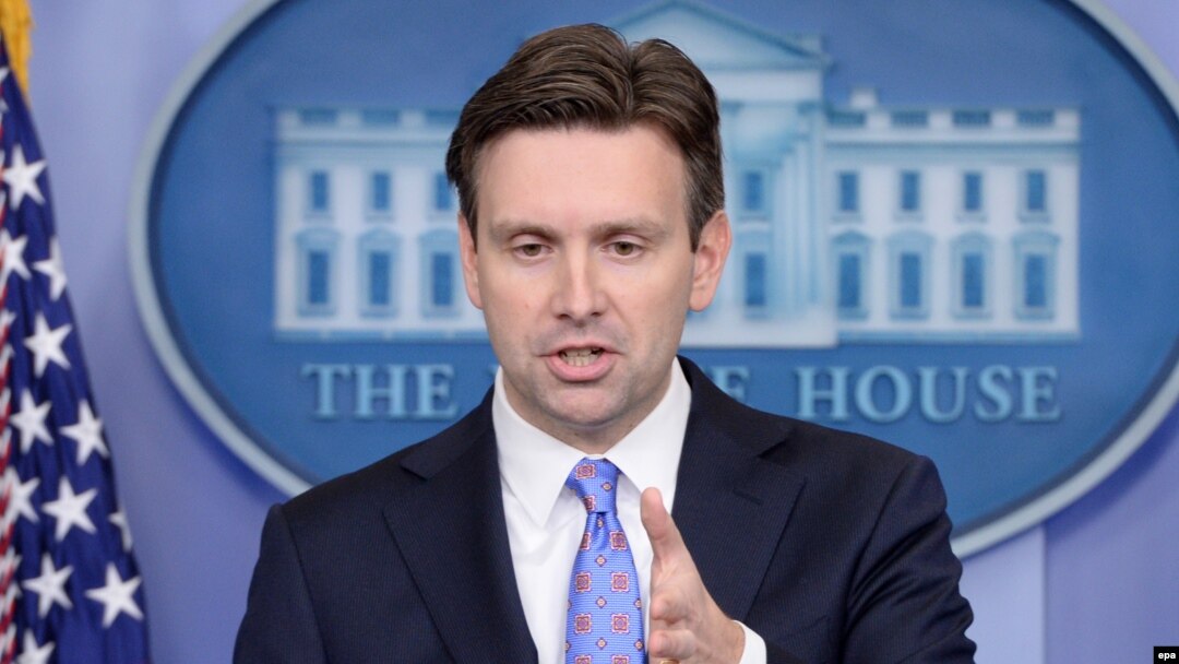 White House spokesman Josh Earnest 