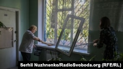 Пошкоджена російським ударом лікарня в Києві, фото ілюстративне