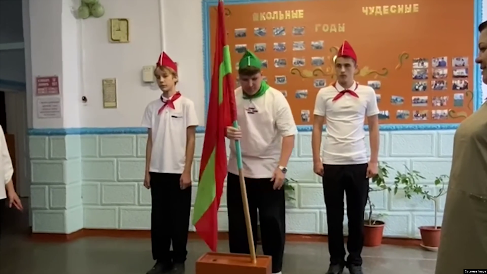 Promo Lex: Elevii din regiunea transnistreană, trimiși în programe rusești de educație „patriotică”