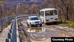 Дорога к селу Лучистое, 2 апреля 2016 года