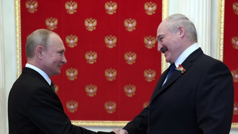 Putin i Lukašenka razgovarali o pritvorenim Rusima u Belorusiji