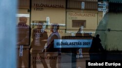 Az ellenzéki előválasztás egyik szavazatszámláló helyszíne 2021. szeptember 29-én