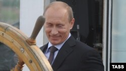 Cîrmaciul Vladimir Putin