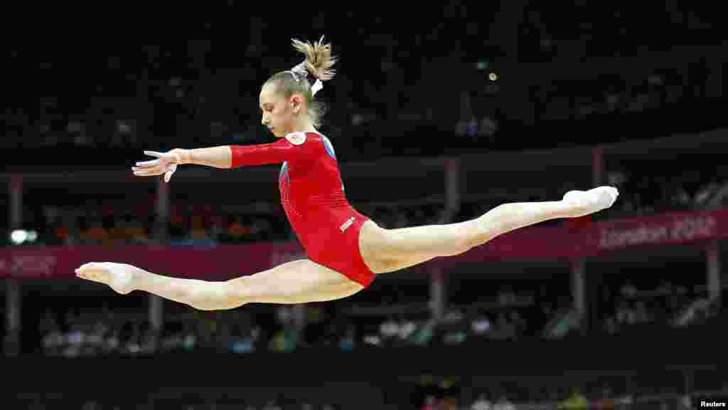 Ruska atletičarka, Victoria Komova, London, 7. august 2012. Foto: REUTERS / Mike Blake 