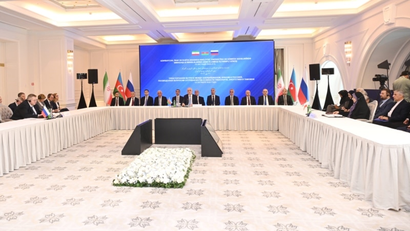Azərbaycan, Rusiya, İran nəqliyyat... əməkdaşlığını müzakirə edir